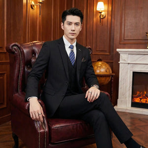 Trois Pièces à un Bouton